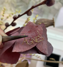 Indlæs billede til gallerivisning Lucky Letter Signature Pendant - Design Selv