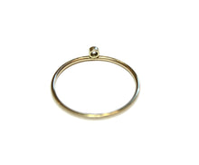Indlæs billede til gallerivisning Tiny Diamond Ring 2