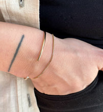 Indlæs billede til gallerivisning Hidden Diamond Bangle