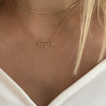 Indlæs billede til gallerivisning Lucky Letter Signature Pendant - Design Selv
