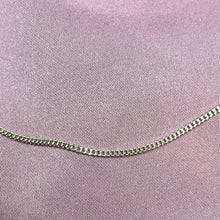 Indlæs billede til gallerivisning 01- Skinny Cuban Chain Necklace sølv