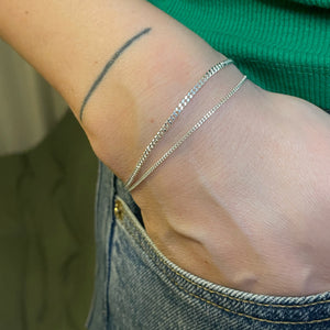 01- Skinny Cuban  Silver Bracelet