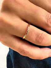 Indlæs billede til gallerivisning Edgy five Diamond Ring 9 karat guld