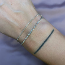 Indlæs billede til gallerivisning 01- Skinny Cuban  Silver Bracelet