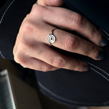 Indlæs billede til gallerivisning 01- Spinning Rose Ring