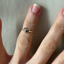 Indlæs billede til gallerivisning UNIKA Heart Ring - Pinky Finger - 14 karat guld