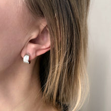 Indlæs billede til gallerivisning 1- Surface Earrings