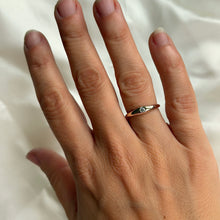 Indlæs billede til gallerivisning Chunky Diamond Ring - 9 karat guld