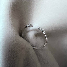 Indlæs billede til gallerivisning 01 - Open Dot Ring Sølv