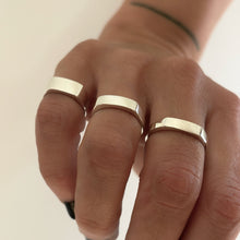 Indlæs billede til gallerivisning UNIKA Signet Ring - str 50-54