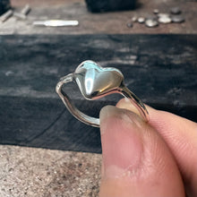 Indlæs billede til gallerivisning UNIKA Chunky Heart Ring 4