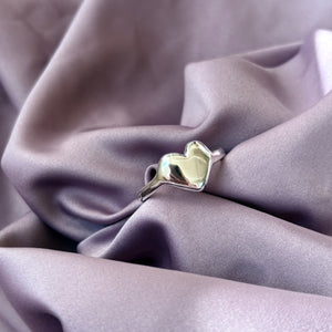 UNIKA Chunky Heart Ring 4