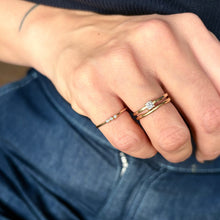 Indlæs billede til gallerivisning 3 Diamonds - Not Tiny Art Deco Ring