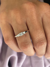 Indlæs billede til gallerivisning 01- Pointy Trio Ring White Diamonds Sølv