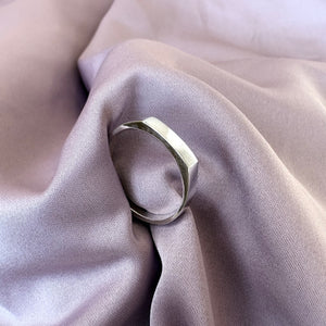 UNIKA Signet Ring - str 50-54