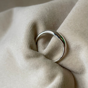 1- UNIKA Chunky Wavy Ring 2