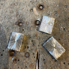 Indlæs billede til gallerivisning 01 - Square Pendant