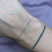 Indlæs billede til gallerivisning 01- Skinny Cuban  Silver Bracelet