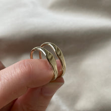 Indlæs billede til gallerivisning 1- UNIKA Chunky Wavy Ring 2  - 8 karat