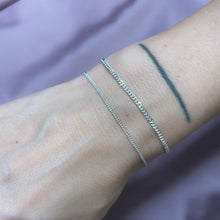 Indlæs billede til gallerivisning 01- Skinny Cuban  Silver Bracelet