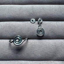 Indlæs billede til gallerivisning 01- Spinning Rose Ring