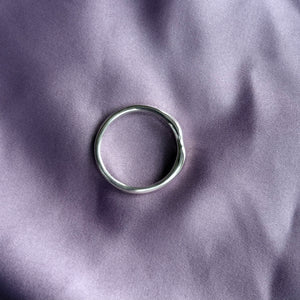 1- UNIKA Chunky Wavy Ring 1