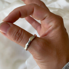 Indlæs billede til gallerivisning 1- Unika Super Chunky Organic Ring